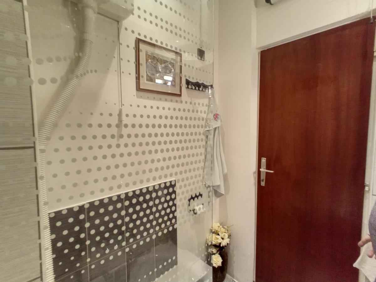 Studio Apartment Corner Rijeka Luaran gambar